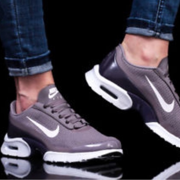 NWT Nike Air Max Jewell Light Violet WMNS - Picture 2 of 8